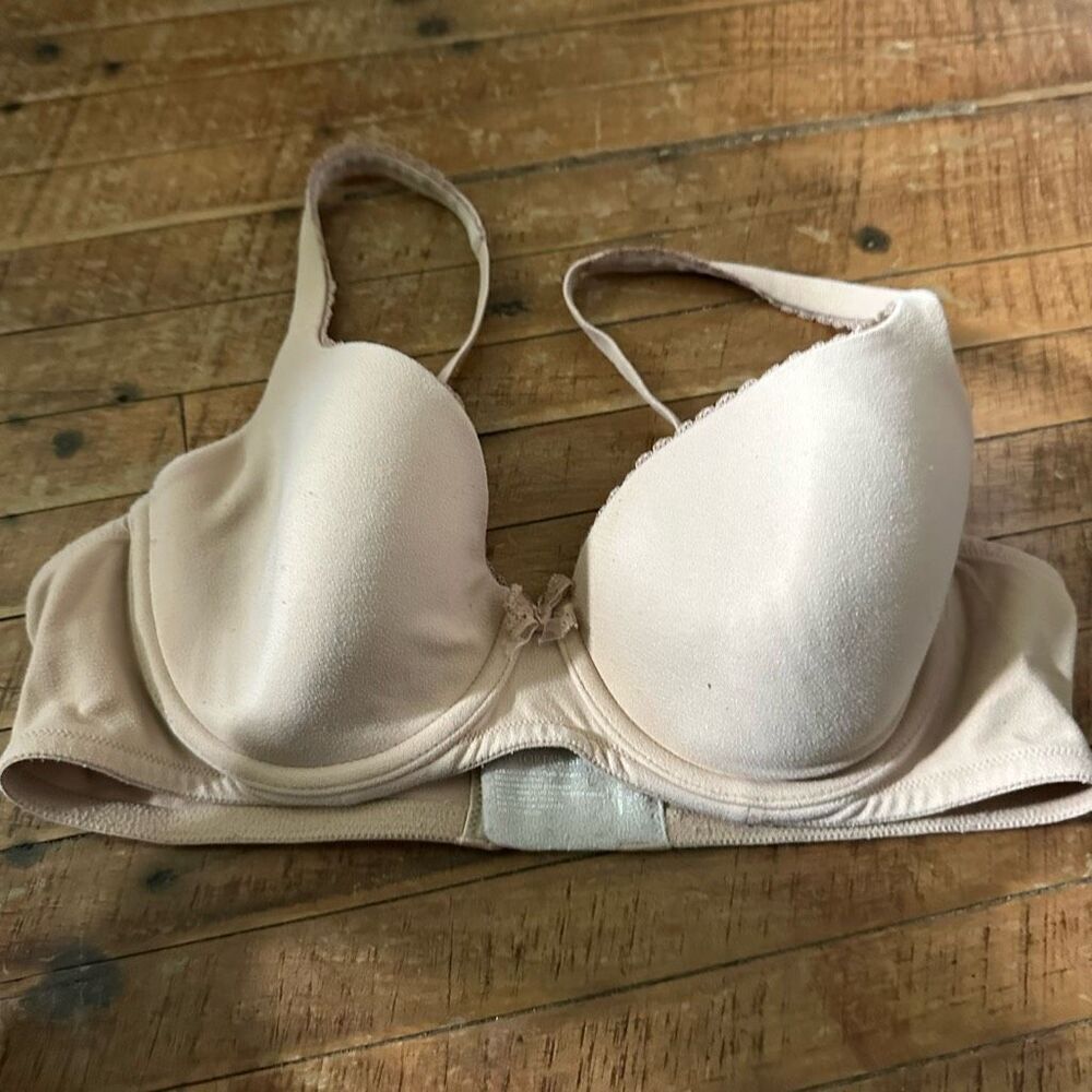 Victoria’s Secret lace trimmed lined nude Demi 38B bra